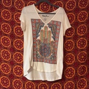 Soft and lovely lucky-tee 🍀 ✌️